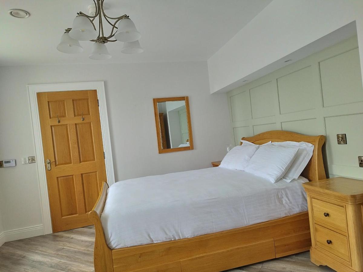 Biddy Ban'S Hotel Carnmalin Exterior foto